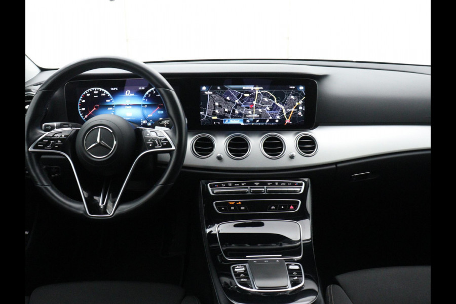 Mercedes-Benz E-Klasse Estate 300 e Plug-In Hybrid Exclusive Line FULL-LED TREKHAAK CARPLAY