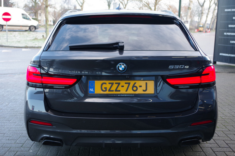 BMW 5 Serie Touring 530e 293 PK M-Sport Business Edition Plus, Panoramadak, Elek. Trekhaak, Leder, Head-Up