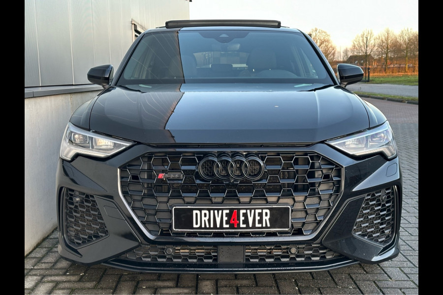 Audi RS Q3 RSQ3 TFSI SPORTBACK FULL PANO NAVI SFEER PDC SPORTVELGEN