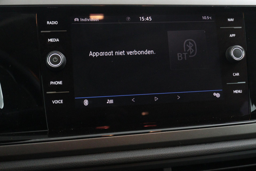 Volkswagen Polo 1.0 TSI Comfortline (NAVIGATIE, PARKEERSENSOREN, STUURBEDIENING, CARPLAY, 1e EIGENAAR, GOED ONDERHOUDEN)