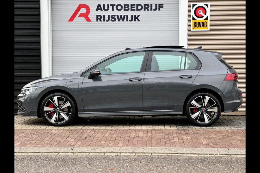 Volkswagen Golf 1.4 eHybrid GTE Pano/Matrix/Dodehoek