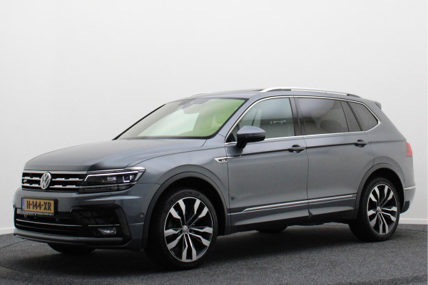 Volkswagen Tiguan Allspace 1.5 TSI DSG Highline Business R 7p. Virtual Cockpit, Panoramadak,  ACC, Apple Carplay, LED, DAB, Trekhaak, 20''