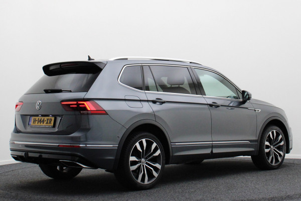 Volkswagen Tiguan Allspace 1.5 TSI DSG Highline Business R 7p. Virtual Cockpit, Panoramadak,  ACC, Apple Carplay, LED, DAB, Trekhaak, 20''