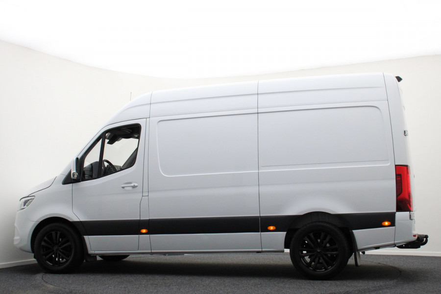 Mercedes-Benz Sprinter 317 1.9 CDI L2H2 Automaat LED, Camera, Cruise, Apple CarPlay, Airco, DAB, Standkachel, Trekhaak, 18''