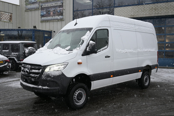 Mercedes-Benz Sprinter 319 CDI 4x4 L2H2 AWD Pro 4x4, LED verlichting, Smartphone integratie