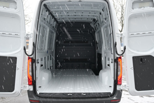 Mercedes-Benz Sprinter 319 CDI 4x4 L2H2 AWD Pro 4x4, LED verlichting, Smartphone integratie