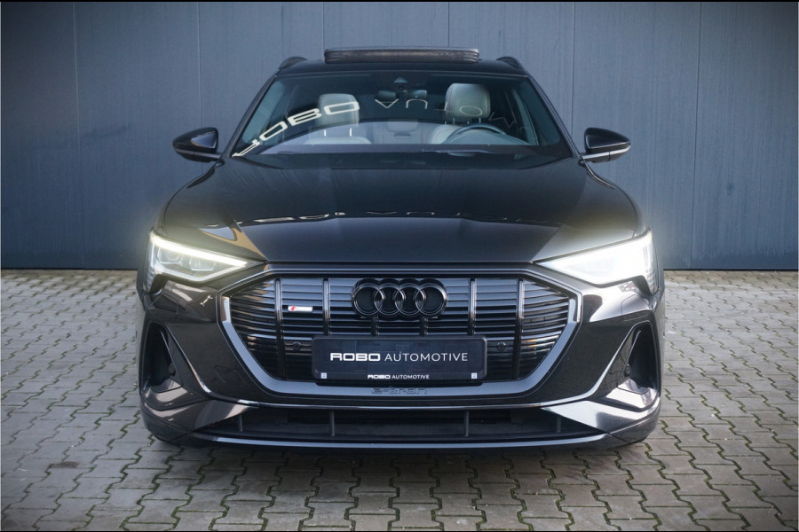 Audi e-tron 50 quattro S edition 71 kWh | S-Line | Panoramadak | Memory Seats | Trekhaak | Luchtvering | Stoelverwarming | Stoelkoeling | Cruise Control | Camera | Keyless | Matrix LED | Leder |