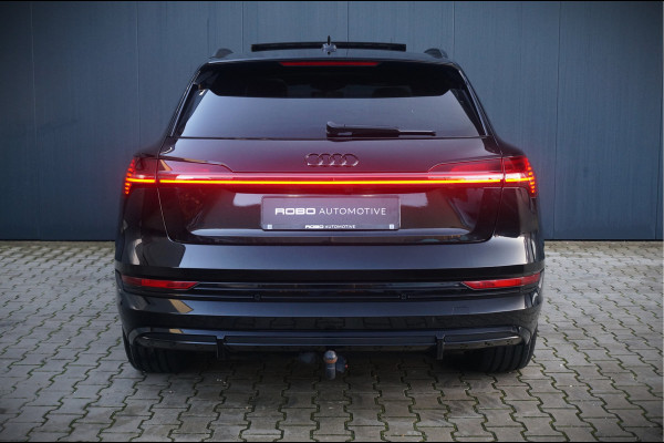 Audi e-tron 50 quattro S edition 71 kWh | S-Line | Panoramadak | Memory Seats | Trekhaak | Luchtvering | Stoelverwarming | Stoelkoeling | Cruise Control | Camera | Keyless | Matrix LED | Leder |