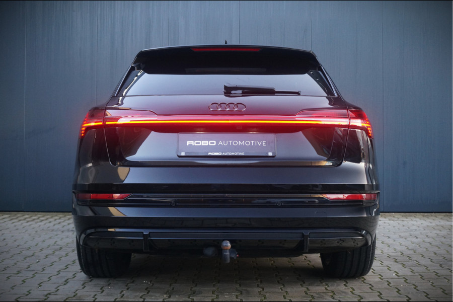 Audi e-tron 50 quattro S edition 71 kWh | S-Line | Panoramadak | Memory Seats | Trekhaak | Luchtvering | Stoelverwarming | Stoelkoeling | Cruise Control | Camera | Keyless | Matrix LED | Leder |