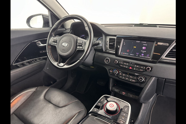 Kia e-Niro ExecutiveLine 64 kWh Aut. *FULL-LEATHER | JBL-AUDIO | FULL-LED | NAVI-FULLMAP | DAB | ADAPT.CRUISE | CAMERA | MEMORY-PACK | LANE-ASSIST | KEYLESS | DIGI-COCKPIT | SHIFT-PADDLES | COMFORT-SEATS | 17"ALU*