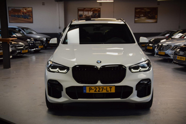 BMW X5 XDrive40i High Executive |M-Pakket|Dealer onderhouden|22 inch|Panoramadak|