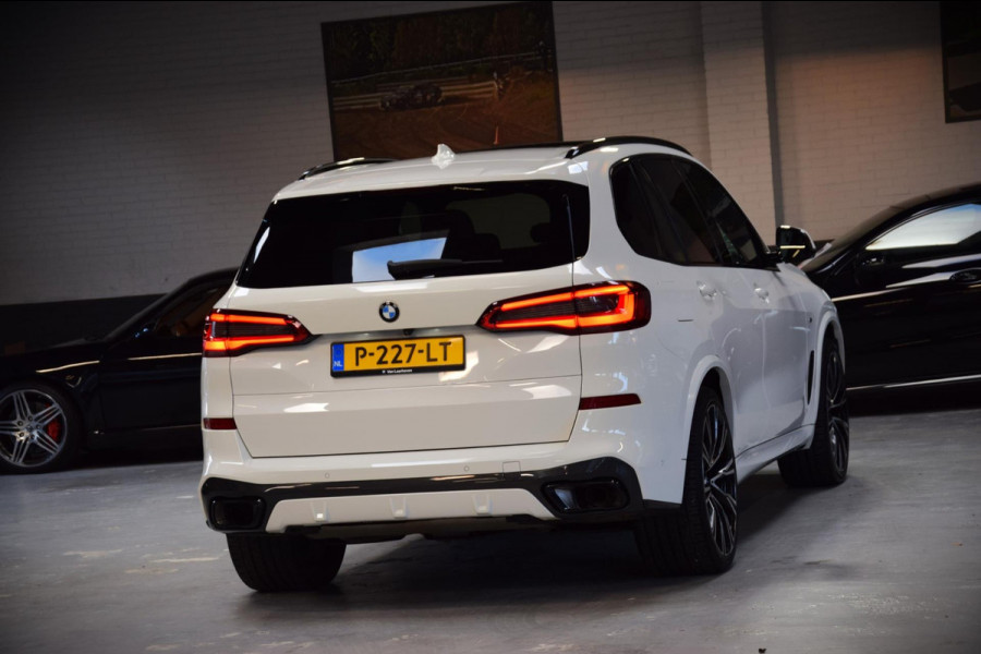 BMW X5 XDrive40i High Executive |M-Pakket|Dealer onderhouden|22 inch|Panoramadak|