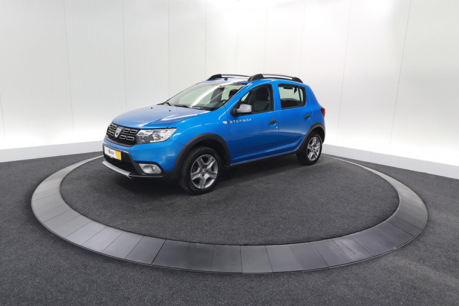 Dacia Sandero 0.9 TCe Bi-Fuel SL Stepway | Schuif-/Kanteldak | Navigatie | Parkeersensoren