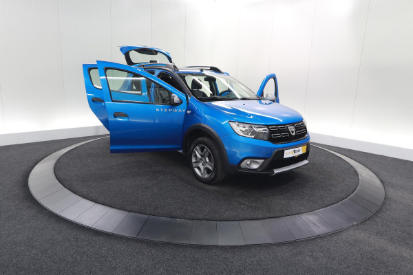 Dacia Sandero 0.9 TCe Bi-Fuel SL Stepway | Schuif-/Kanteldak | Navigatie | Parkeersensoren