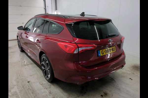 Ford FOCUS Wagon 1.5 EcoBoost ST Line Business | 182pk! | VOL! | Panoramadak | Adaptive cruise control | Bang&Olufsen | Koplampen adaptief | 18 inch | Privacy glass | Keyless entry