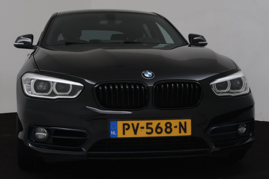 BMW 1-serie 118i Corporate Lease Executive Automaat (NAVIGATIE, PARKEERSENSOREN, CRUISE, CLIMATE, NL-AUTO, GOED ONDERHOUDEN)