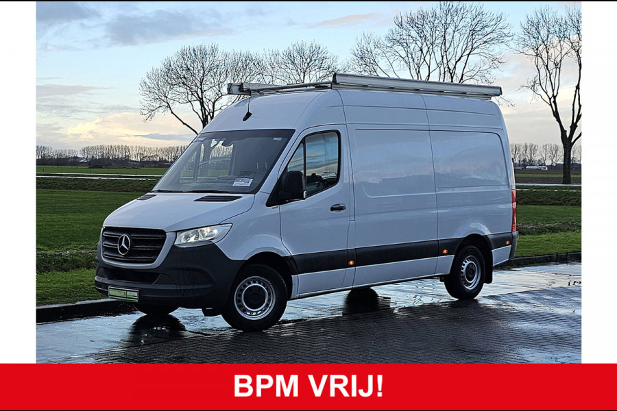 Mercedes-Benz Sprinter 316 2.2 CDI L2H2 EURO VI-D Mbux10 + Navi Trekhaak Imperiaal-Trap Camera 163Pk Euro6 3-Zits/ Leer!