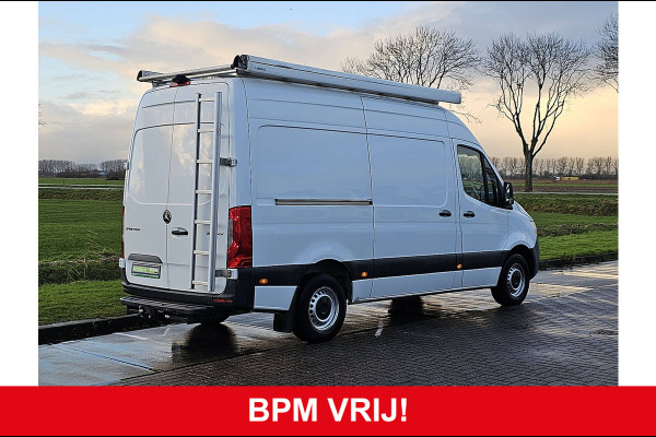 Mercedes-Benz Sprinter 316 2.2 CDI L2H2 EURO VI-D Mbux10 + Navi Trekhaak Imperiaal-Trap Camera 163Pk Euro6 3-Zits/ Leer!