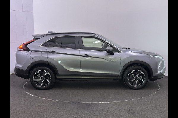 Mitsubishi Eclipse Cross 2.4 Intense Plug In Hybrid Dealer O.H PHEV | Trekhaak | Apple Carplay | Sportstoelen Verwarmd | Camera | DAB | Keyless |