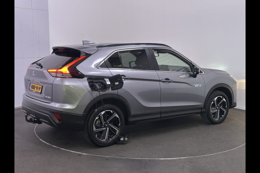 Mitsubishi Eclipse Cross 2.4 Intense Plug In Hybrid Dealer O.H PHEV | Trekhaak | Apple Carplay | Sportstoelen Verwarmd | Camera | DAB | Keyless |