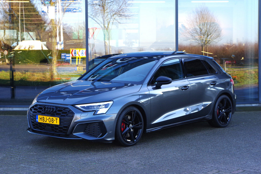 Audi A3 Sportback 45 TFSI e 245 PK Competition S-Line Edition, Panoramadak, Matrix-LED, B&O Sound, Keyless, Head-Up