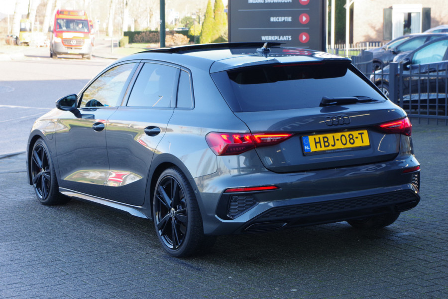 Audi A3 Sportback 45 TFSI e 245 PK Competition S-Line Edition, Panoramadak, Matrix-LED, B&O Sound, Keyless, Head-Up