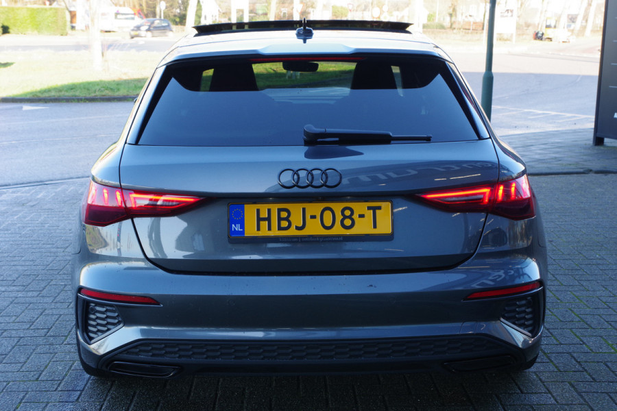 Audi A3 Sportback 45 TFSI e 245 PK Competition S-Line Edition, Panoramadak, Matrix-LED, B&O Sound, Keyless, Head-Up