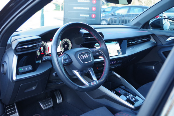 Audi A3 Sportback 45 TFSI e 245 PK Competition S-Line Edition, Panoramadak, Matrix-LED, B&O Sound, Keyless, Head-Up