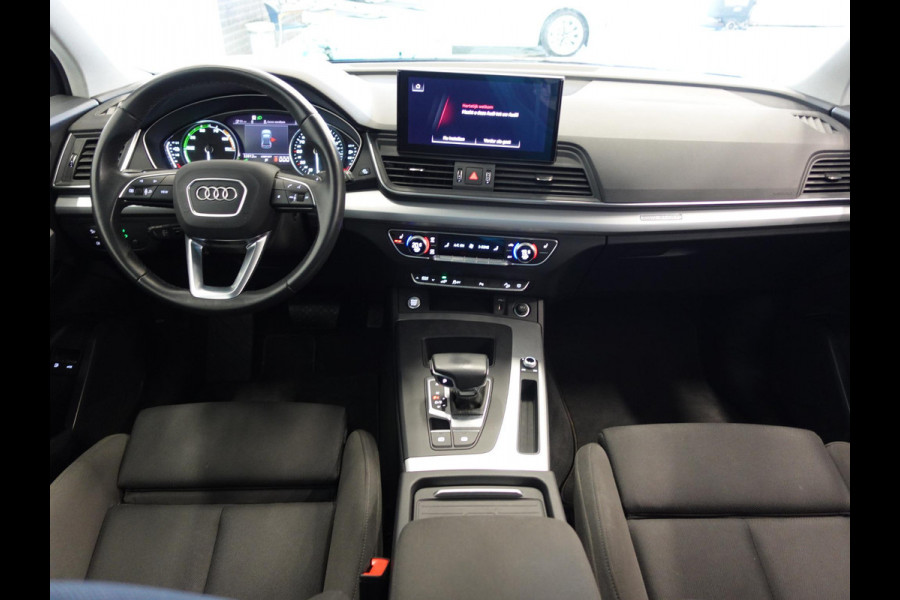 Audi Q5 50 TFSI e Pro Line | Navigatie | Apple Carplay/Android Auto | Adaptive Cruise Control | Parkeersensoren | Camera | Elektrische achterklep | LED | Stoelverwarming