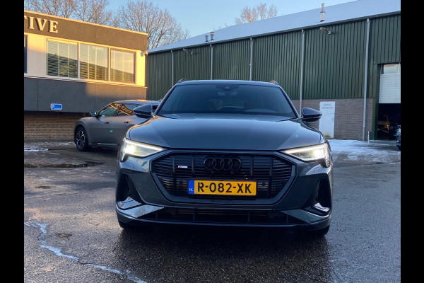 Audi e-tron 55 quattro S LINE BLACK OPTIC 95 kWh RIJKLAARPRIJS incl. 12mnd BOVAG