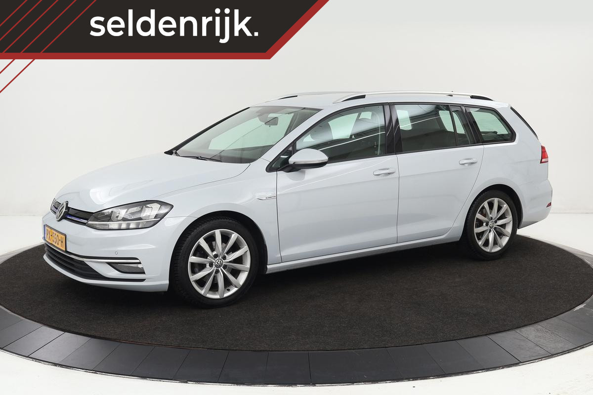 Volkswagen Golf 1.5 TSI Comfortline Business | Stoelverwarming | Trekhaak | Carplay | Massage | Adaptive cruise | Navigatie | Alcantara | Climate control | PDC | Bluetooth