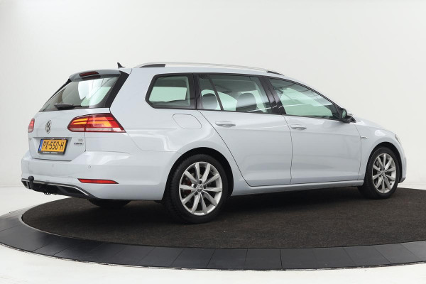 Volkswagen Golf 1.5 TSI Comfortline Business | Stoelverwarming | Trekhaak | Carplay | Massage | Adaptive cruise | Navigatie | Alcantara | Climate control | PDC | Bluetooth