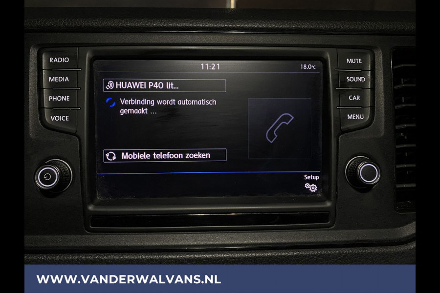 Volkswagen Crafter 2.0 TDI 140pk **BPM VRIJ voor de Ondernemer** L4H3 Euro6 Airco | Camera | Apple Carplay Bijrijdersbank, Bluetooth telefoonvoorbereiding, 3000kg Trekvermogen