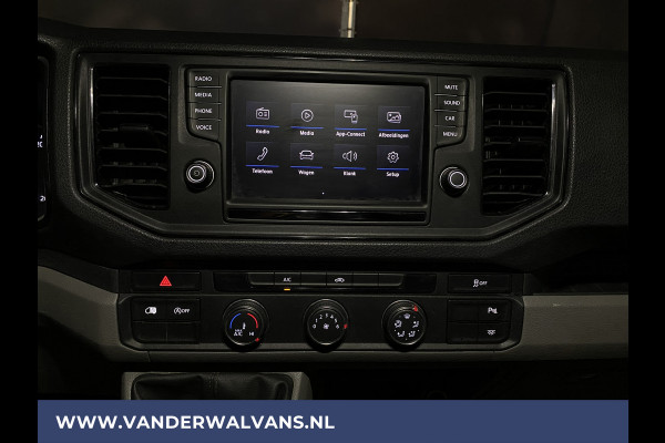 Volkswagen Crafter 2.0 TDI 140pk **BPM VRIJ voor de Ondernemer** L4H3 Euro6 Airco | Camera | Apple Carplay Bijrijdersbank, Bluetooth telefoonvoorbereiding, 3000kg Trekvermogen