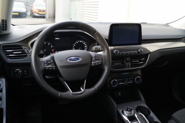 Ford Focus Wagon 1.0 EcoBoost 125pk Automaat Titanium Business -NAVI-ECC-