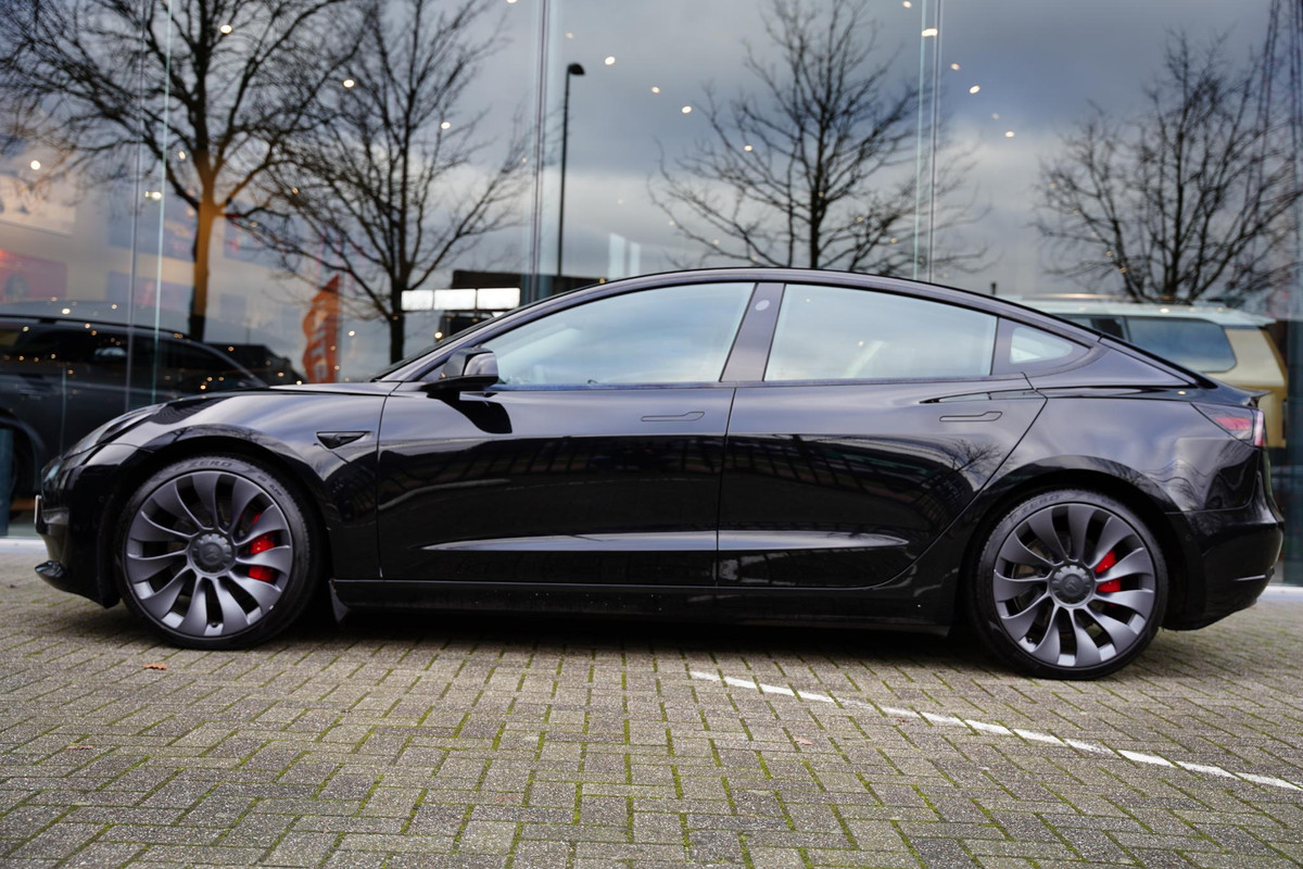 Tesla Model 3 Performance AWD 75 kWh GERESERVEERD