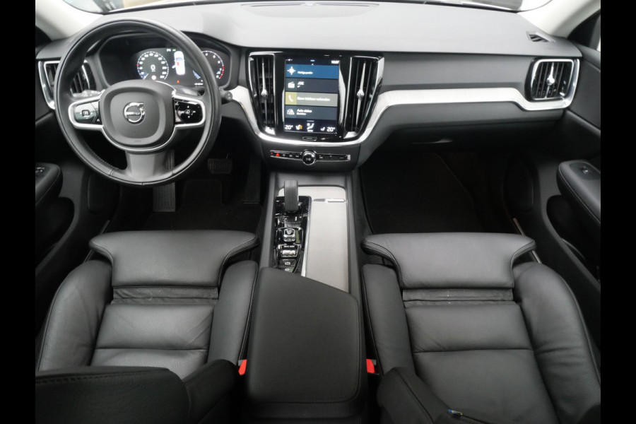 Volvo V60 Cross Country 2.0 B5 AWD Pro | Leder | Adapt. Cruise | CarPlay | Navi | Clima | Elek. stoelen + geheugen | 19'' LM | Camera