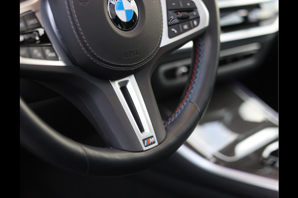 BMW X5 M60i xDrive *Vierwielsturing*Pano*Trekhaak*HUD*