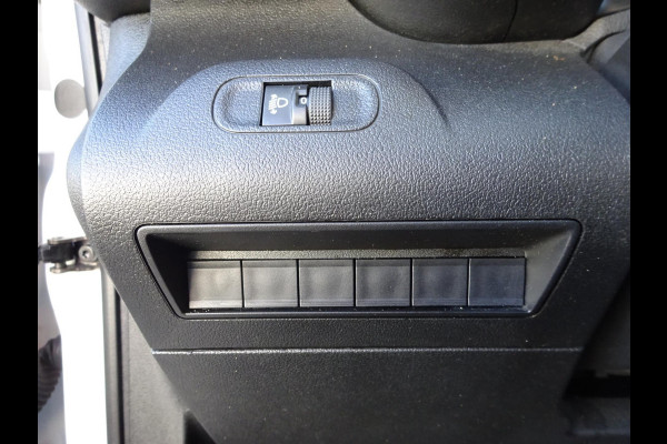 Toyota PROACE CITY 1.5 D-4D Professional EU6 Long L2 AIRCO NAVIGATIE PDC