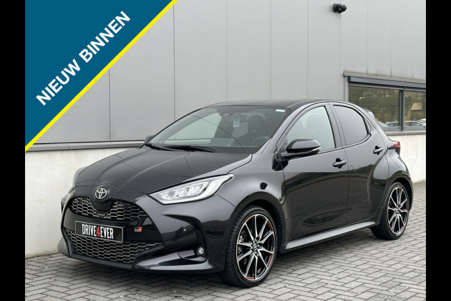 Toyota Yaris 1.5 Hyb. GR Sport 2023 NAVI CAMERA CR CONTROL SPORTVELGEN