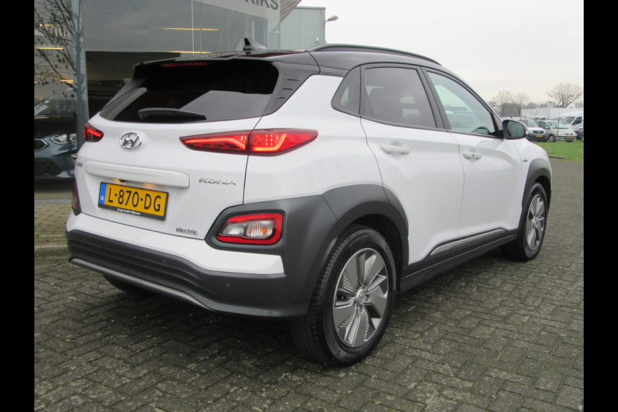 Hyundai Kona EV 64 kWh Two Tone zwart dak, Camera, stoel stuurverwarming (occasion)