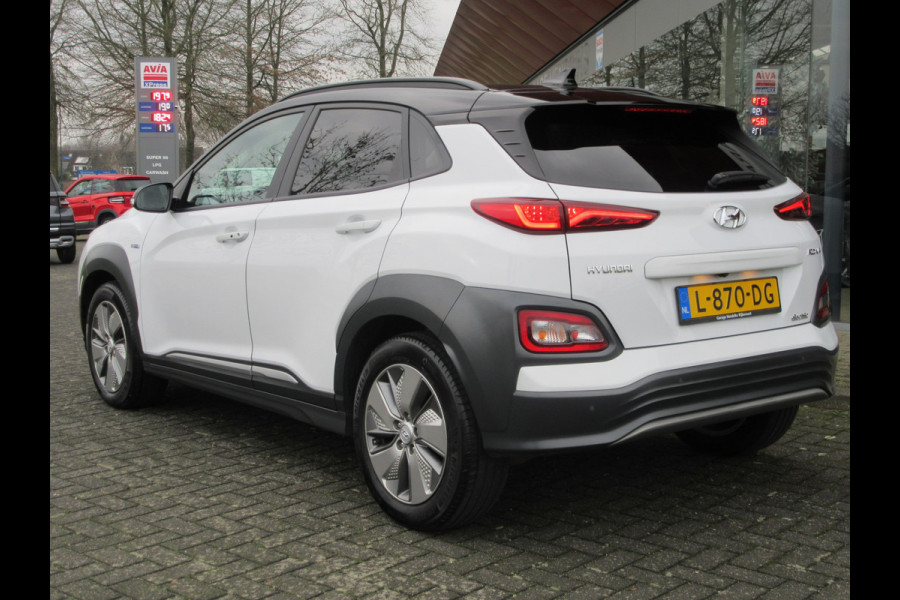 Hyundai Kona EV 64 kWh Two Tone zwart dak, Camera, stoel stuurverwarming (occasion)