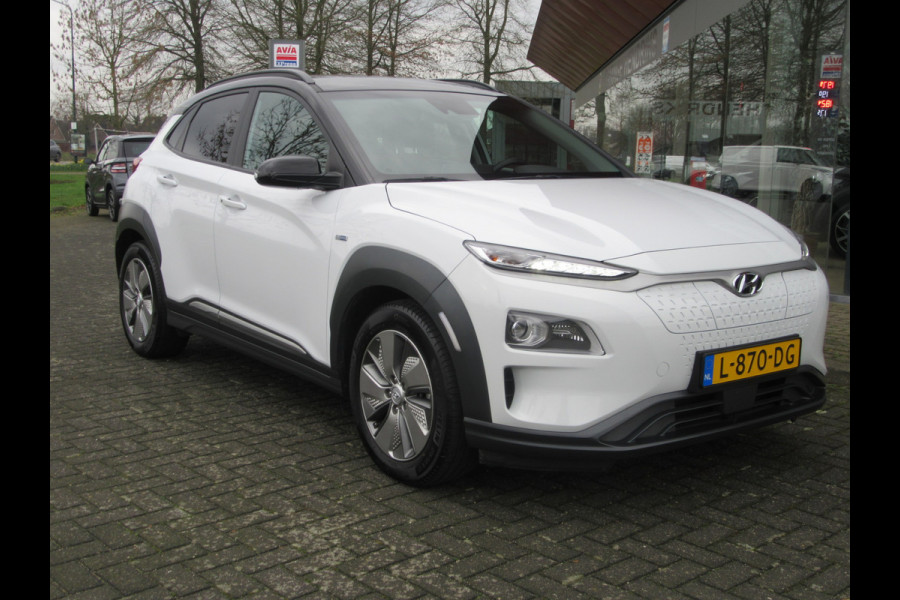 Hyundai Kona EV 64 kWh Two Tone zwart dak, Camera, stoel stuurverwarming (occasion)