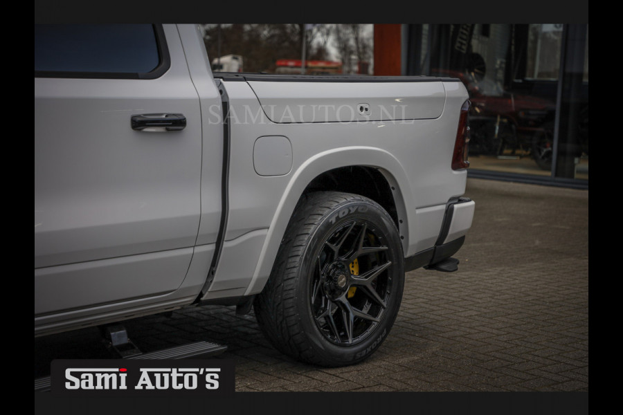 Dodge Ram 1500 LIMITED NIGHT H.O 540PK 706 Nm | XB9 | MASSAGE | BOM VOL | PWD IVORY | CREW CAB | DUBBELE CABINE | GRIJSKENTEKEN | DE MEEST LUXUEUZE en BEGEERDE Pick-up | VOORRAAD NR 2298 - 7479