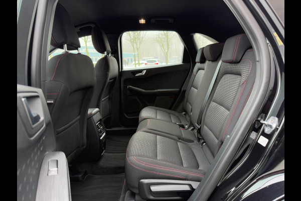 Ford Kuga 2.5 PHEV ST-Line Hybrid, Virtual Cockpit, CarPlay, KeyLess