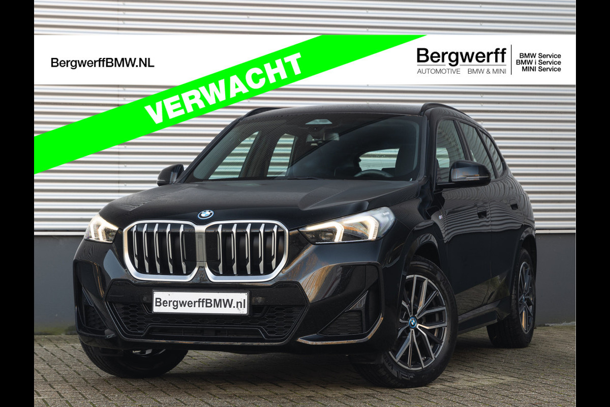 BMW X1 xDrive25e M-Sport - Stoelverwarming - Camera - Adaptive LED