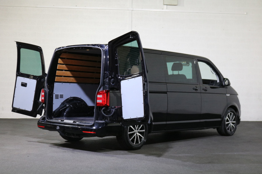 Volkswagen Transporter 2.0 TDI 150pk L2 H1 DC Automaat Airco Navigatie 2x Schuifdeur