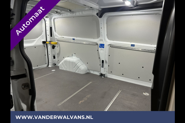 Ford Transit Custom 2.0 TDCI 130pk Automaat **BPM VRIJ voor de Ondernemer** L2H1 Euro6 Airco | Camera | Navigatie | LED Trekhaak, Apple Carplay, Android Auto, Cruisecontrol, Parkeersensoren, Verwarmde voorruit, Bijrijdersbank