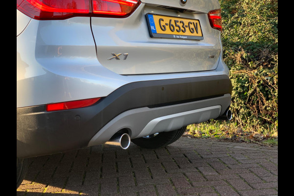 BMW X1 SDrive20i High Executive AUT|PANO|LEDER|NIEUWSTAAT|M|