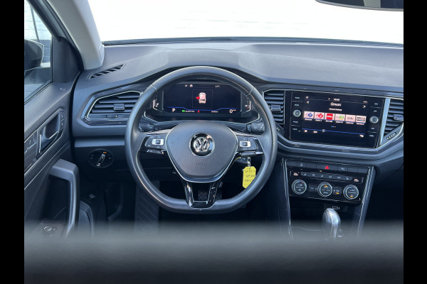 Volkswagen T-Roc 1.5 TSI Sport | Trekhaak | ACC | Navi | Camera | Virtual Cockpit